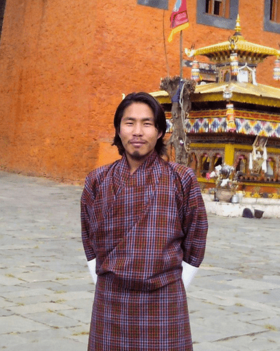 A L Λ Y Λ @Traveling | Best Under the BHUTANESE Sky | Chimi Rinzin