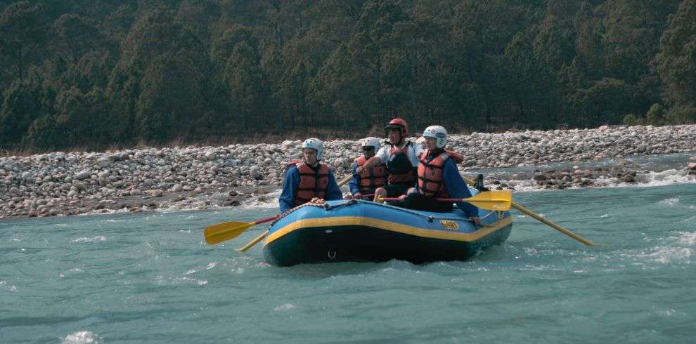 whitewater rafting at Mochu Punakha Bhutan