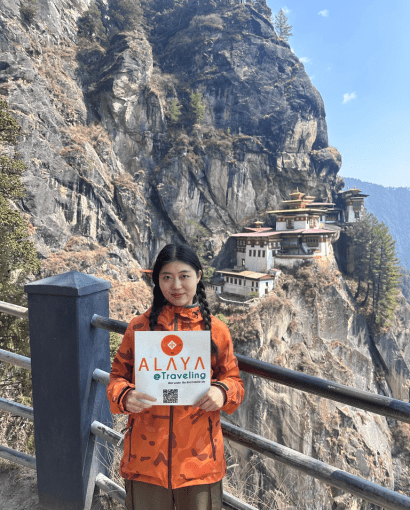 A L Λ Y Λ @Traveling | Best Under the BHUTANESE Sky | Ms. Tianshi