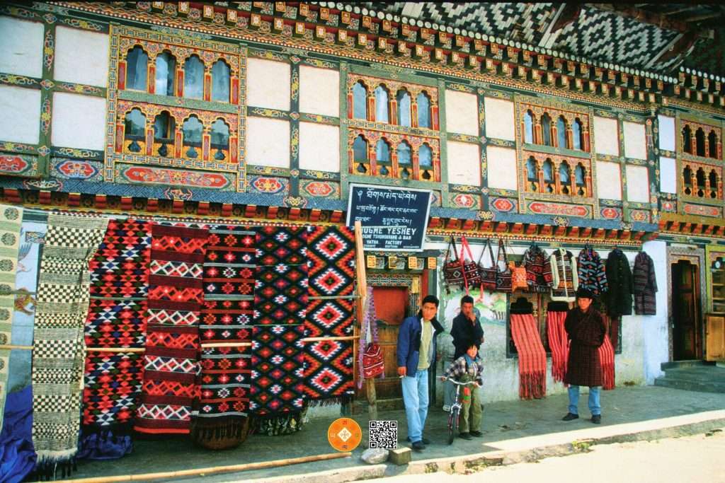 Top Attractions in Bumthang Bhutan - Yathra Factory: Woolen Textile Hand-Weaving Center